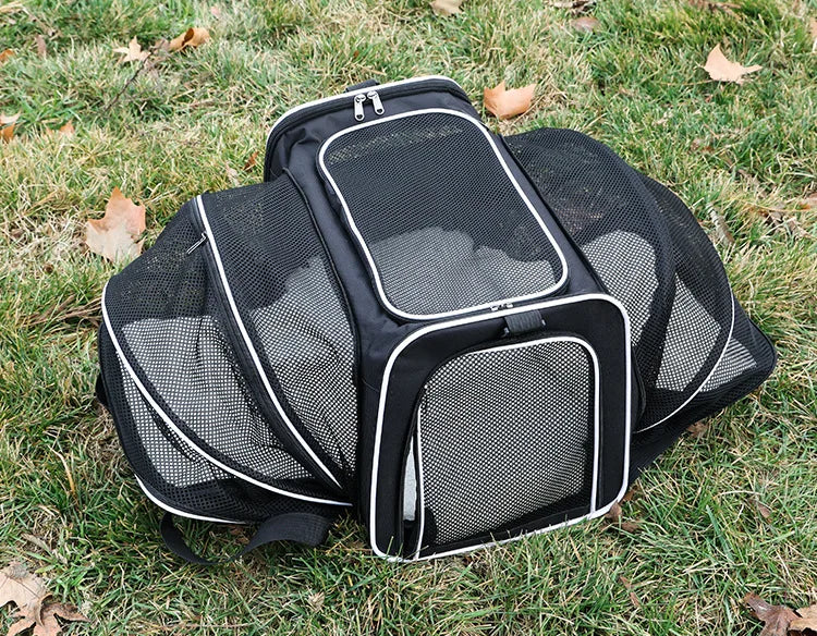 Zuffy’s Expandable Pet Travel Carrier